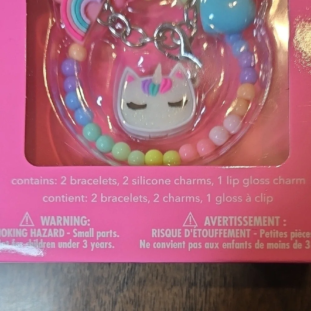 Lip‎ Gloss and Charms Bundle, Bracelets Charms Lip Gloss, Gummy Bear Ramen, New